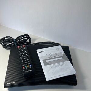 SAMSUNG BLU-RAY DISC PLAYER
